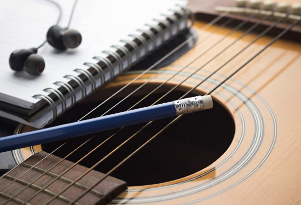 Acoustic Guitar Lessons Online